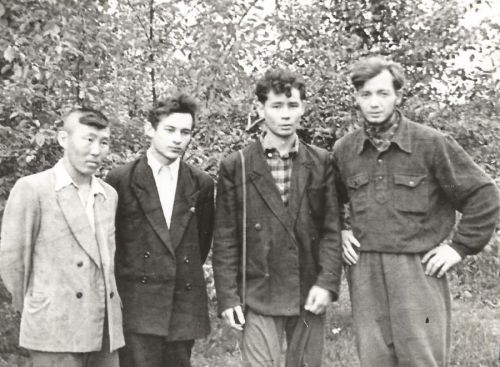  .  1957 .     , . , . , . .