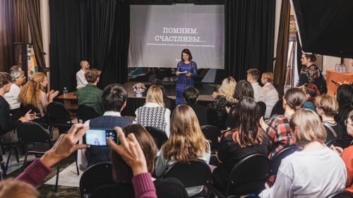 0C690052-CC0E-4A78-ACD1-26E542DE367F